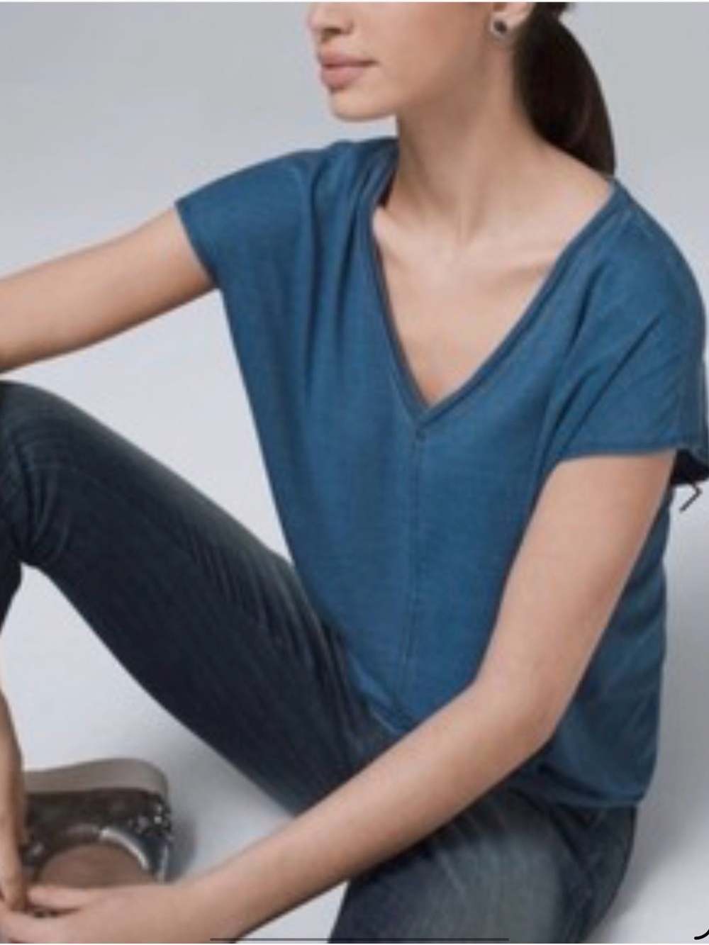 WHBM SS Jetsetter T  Denim Blue V-Neck Short Sleeve Top